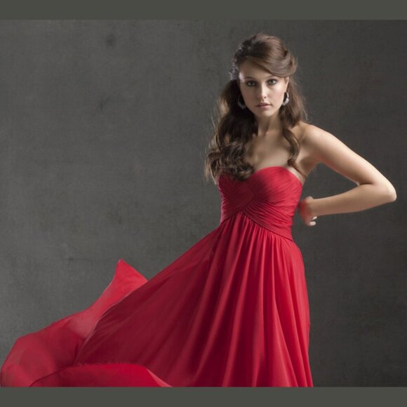 Mori Lee by Madeline Garner Red Bridesmaids Dress 10 Wedding Gown Formal Morilee - Picture 2 of 8